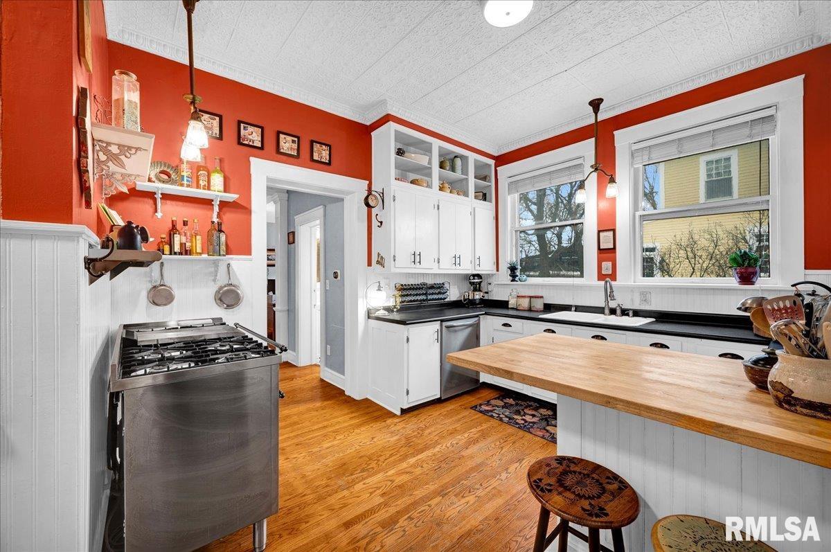 1007 East Jefferson Street Bloomington, IL 61701 - Photo 18 of 82