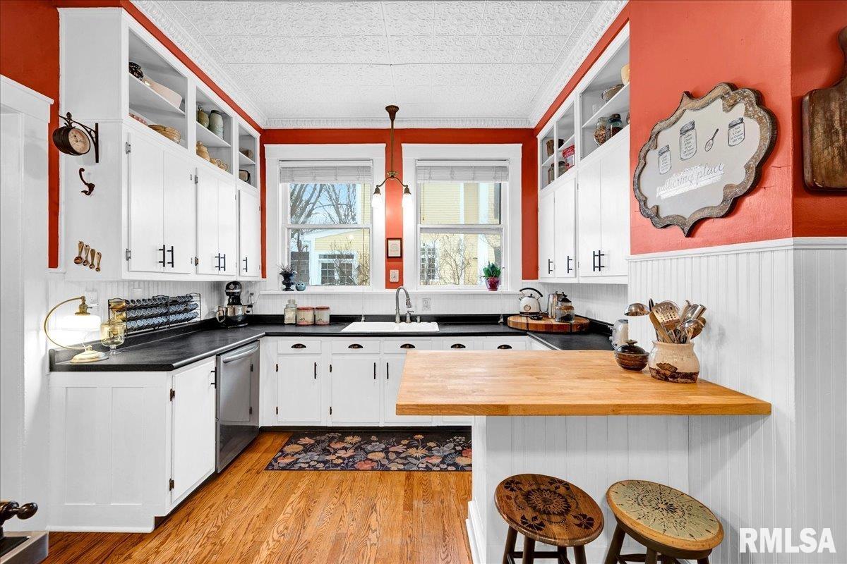 1007 East Jefferson Street Bloomington, IL 61701 - Photo 23 of 82