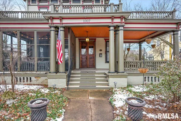 $499,900 | 1007 East Jefferson Street, Bloomington, IL 61701