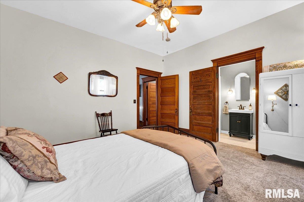 1007 East Jefferson Street Bloomington, IL 61701 - Photo 31 of 82