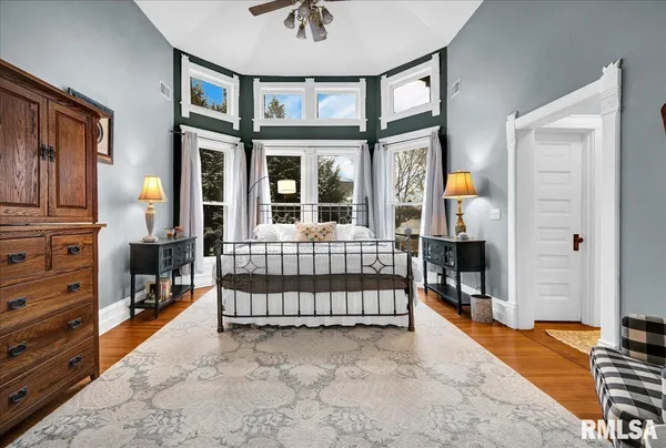 $499,900 | 1007 East Jefferson Street, Bloomington, IL 61701