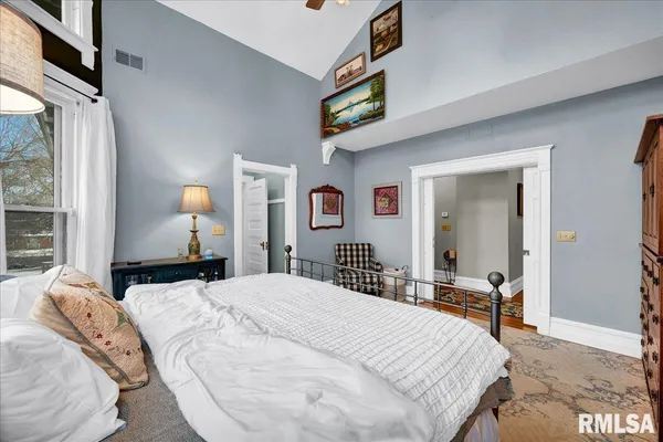 $499,900 | 1007 East Jefferson Street, Bloomington, IL 61701