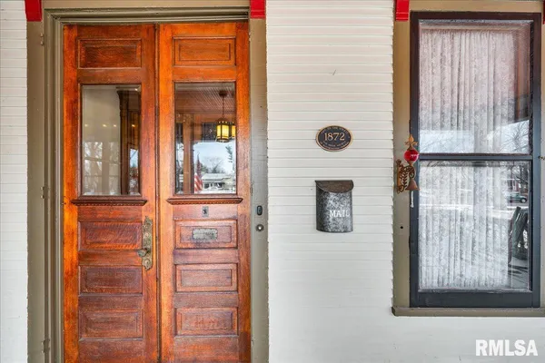 $499,900 | 1007 East Jefferson Street, Bloomington, IL 61701