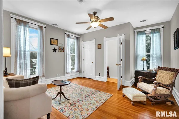 $499,900 | 1007 East Jefferson Street, Bloomington, IL 61701