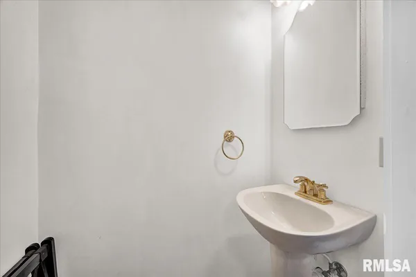 $499,900 | 1007 East Jefferson Street, Bloomington, IL 61701