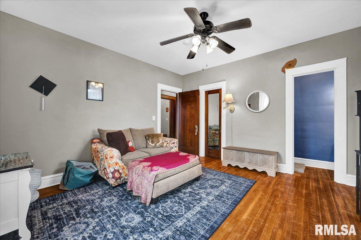 1007 East Jefferson Street Bloomington, IL 61701 - Photo 50 of 82