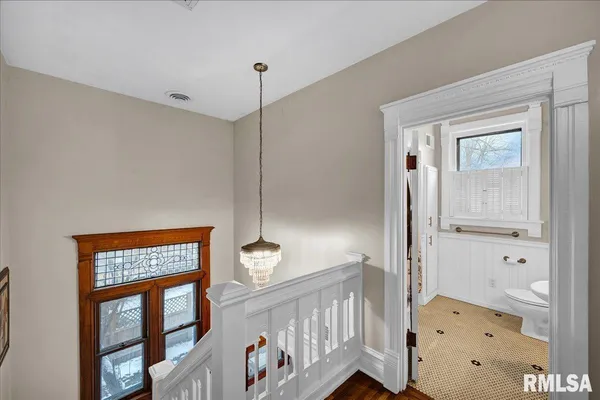 $499,900 | 1007 East Jefferson Street, Bloomington, IL 61701