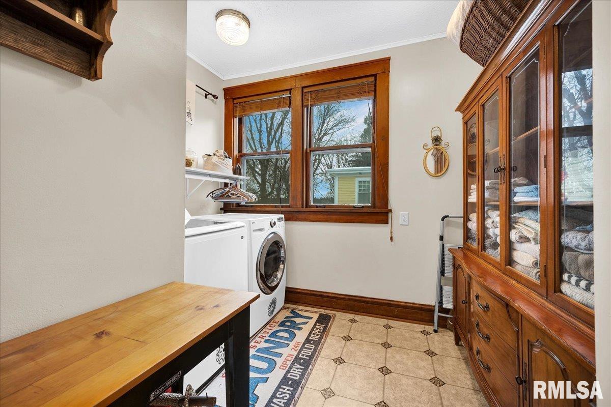 1007 East Jefferson Street Bloomington, IL 61701 - Photo 56 of 82