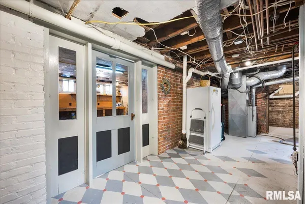 $499,900 | 1007 East Jefferson Street, Bloomington, IL 61701