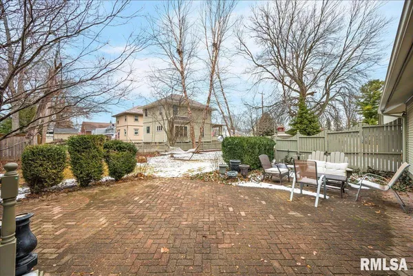 $499,900 | 1007 East Jefferson Street, Bloomington, IL 61701