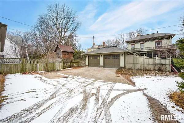 $499,900 | 1007 East Jefferson Street, Bloomington, IL 61701