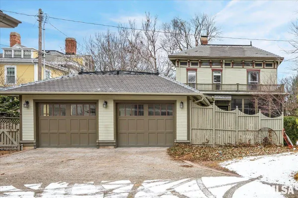 $499,900 | 1007 East Jefferson Street, Bloomington, IL 61701