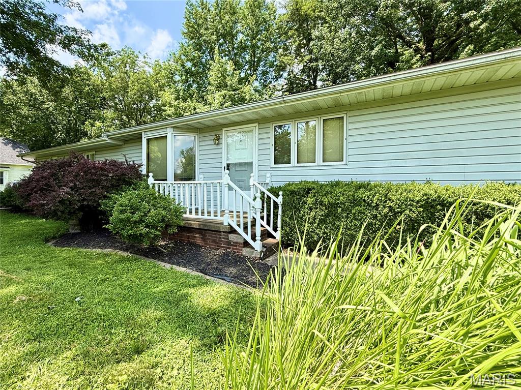 319 Fillmore Street Worden, IL 62097 - Photo 33 of 37