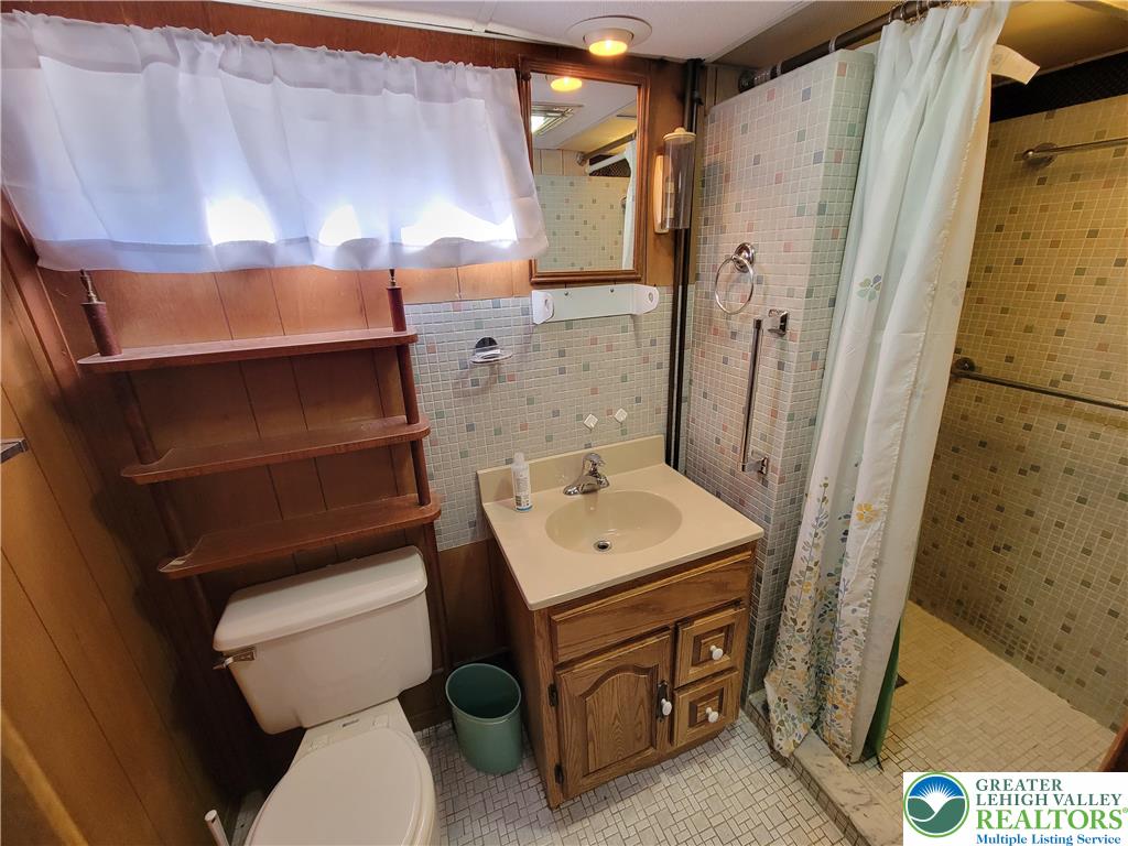 712 Chestnut Street Coplay, PA 18037 - Photo 22 of 32