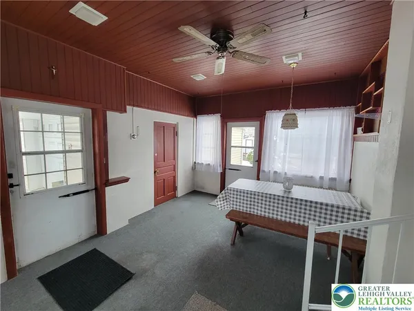 $2,000 | 712 Chestnut Street, Coplay, PA 18037