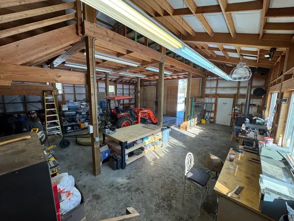 $1,175,000 | 6919 East Spangle Waverly Road, Spangle, WA 99031