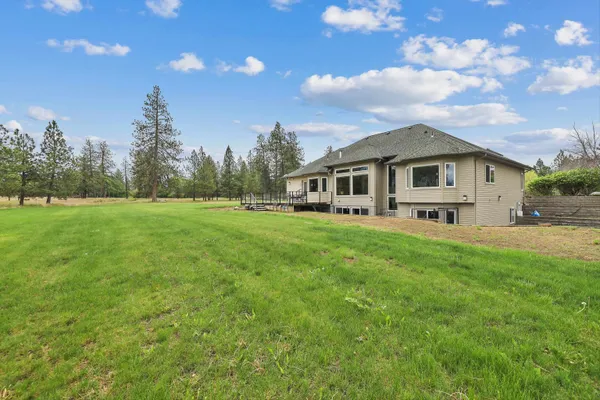 $1,175,000 | 6919 East Spangle Waverly Road, Spangle, WA 99031