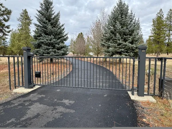 $1,175,000 | 6919 East Spangle Waverly Road, Spangle, WA 99031