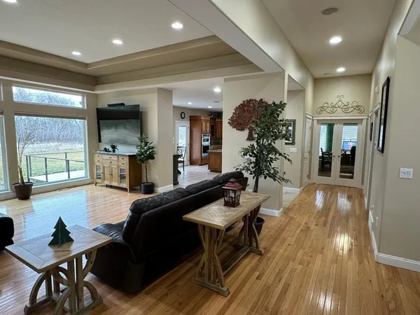 $1,175,000 | 6919 East Spangle Waverly Road, Spangle, WA 99031