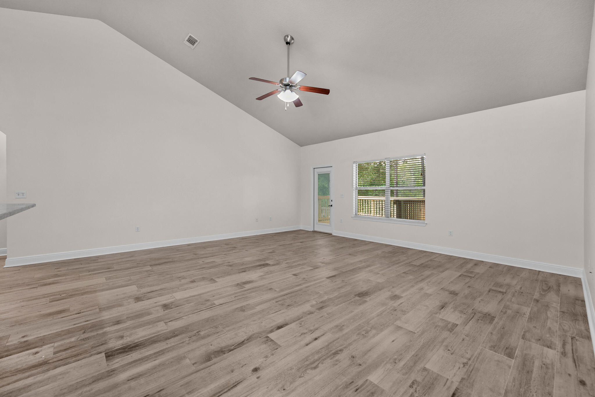 656 Red Fern Road Crestview, FL 32536 - Photo 11 of 51 RedFern-38-2