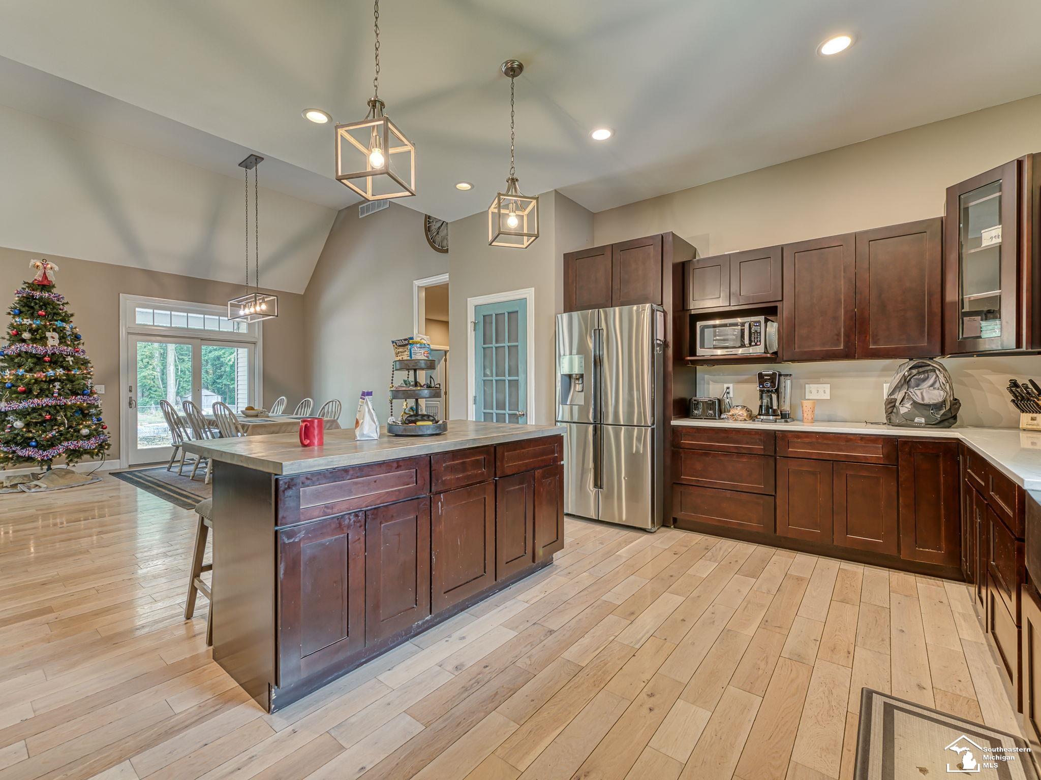 8340 Adler Road Lambertville, MI 48144 - Photo 17 of 49 Gallery Image 17