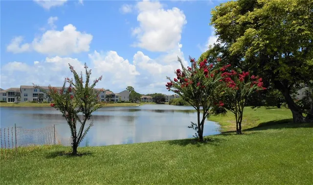 $1,400 | 4001 Crockers Lake Boulevard, Unit 1023, Sarasota, FL 34238