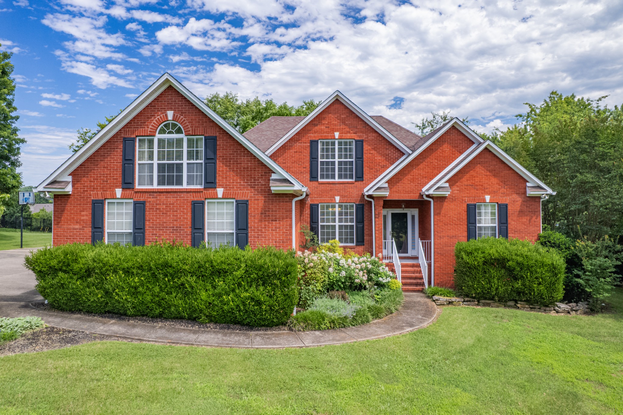 3004 Viewpointe Way Columbia, TN 38401 - Photo 2 of 93