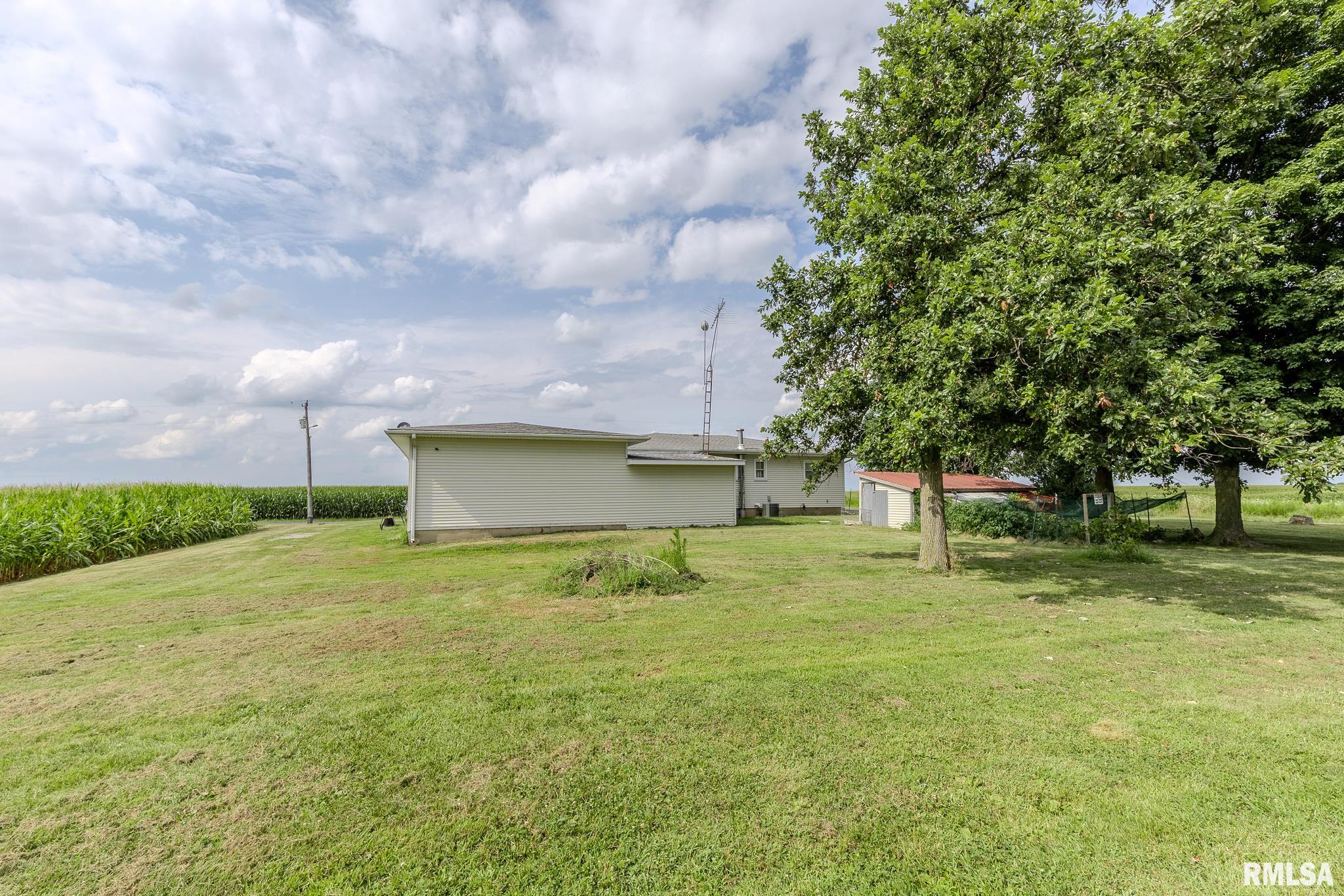 10975 Colbrook Road Carlinville, IL 62626 - Photo 9 of 45 Gallery Image 9
