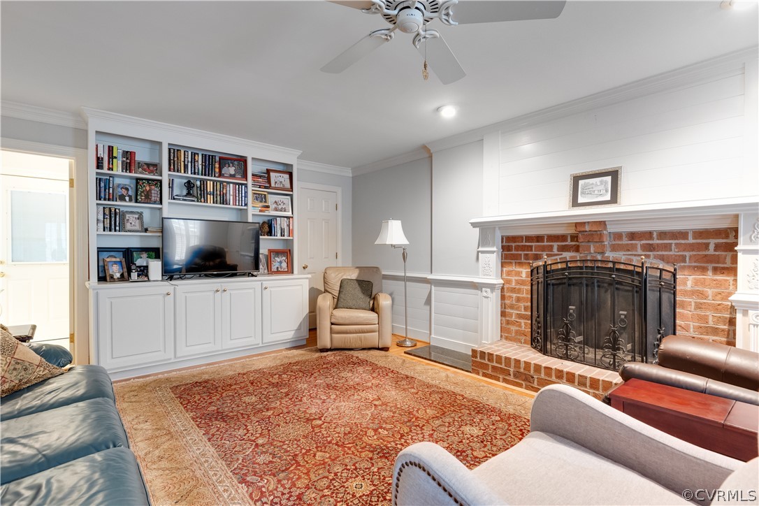 2221 Castlebridge Road Midlothian, VA 23113 - Photo 18 of 37 Welcoming family room complete w/ built ins, a dee