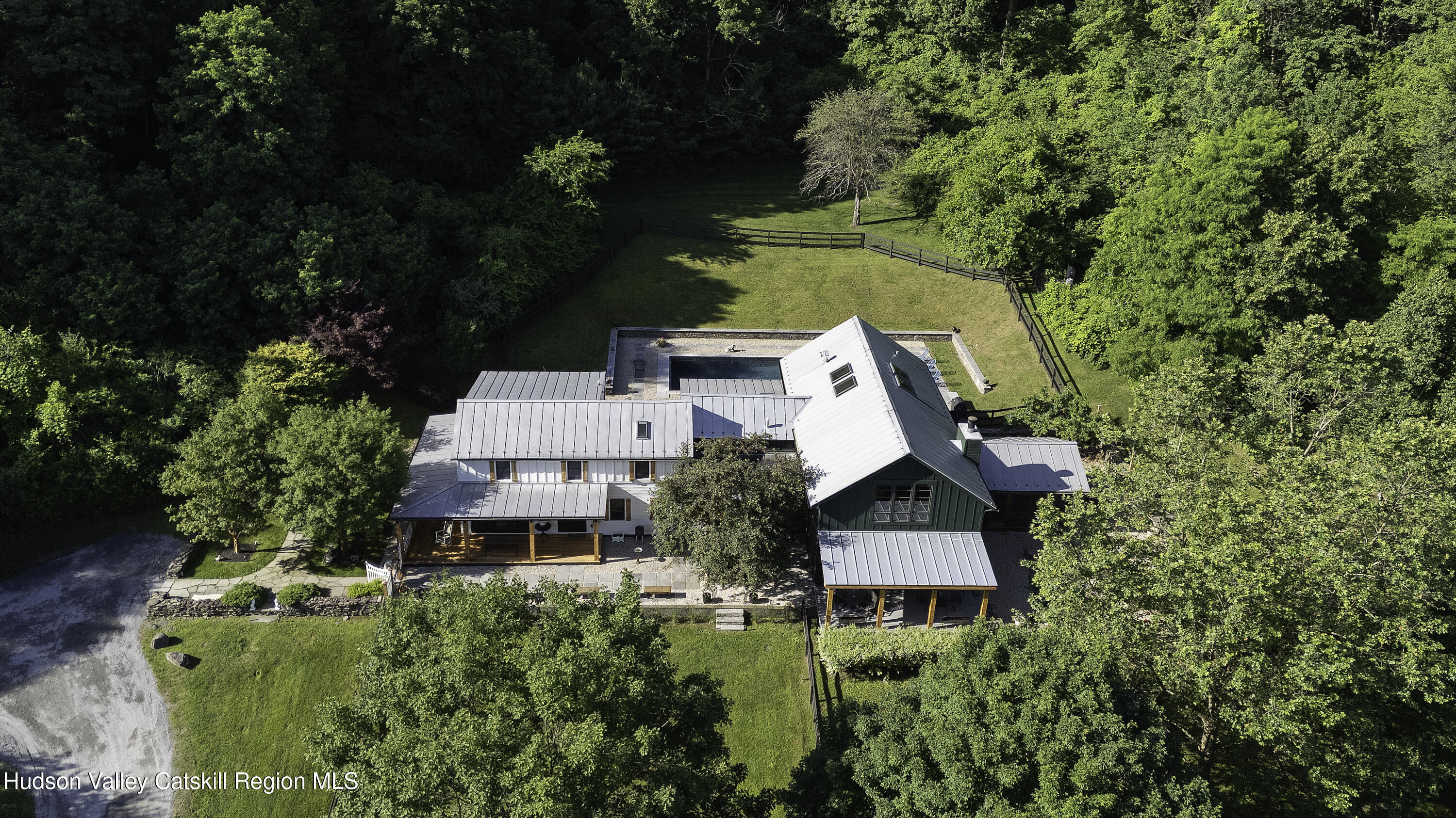 55 Willowbrook Road Hudson, NY 12534 - Photo 54 of 60 DJI_20250625083351_0099