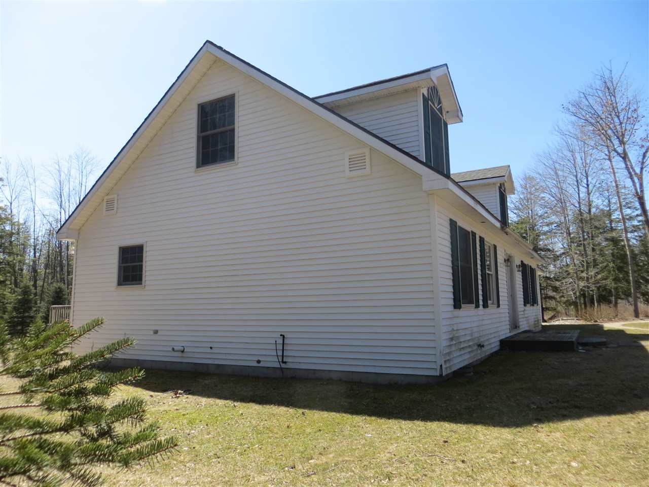 4621 Sterling Road Standish, MI 48658 - Photo 38 of 58 1813618-37.JPG