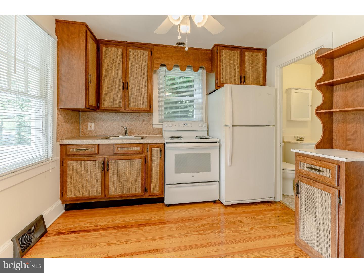 21 Loder Road Birdsboro, PA 19508 - Photo 2 of 12 Kitchen