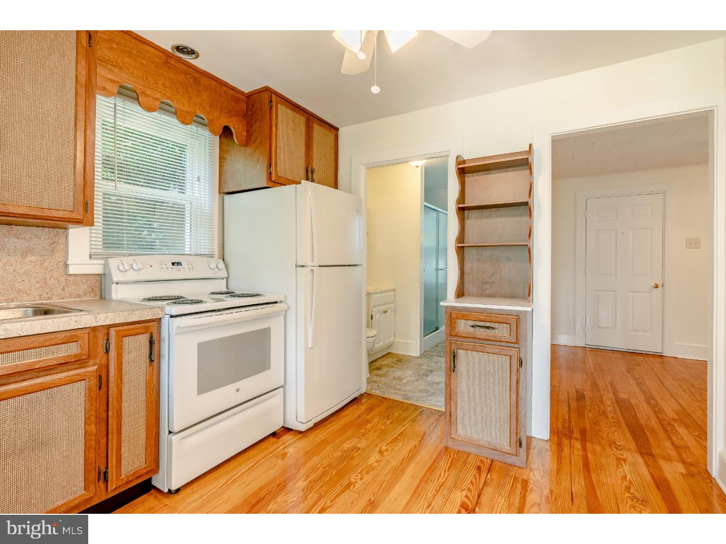 21 Loder Road Birdsboro, PA 19508 - Photo 4 of 12 Kitchen