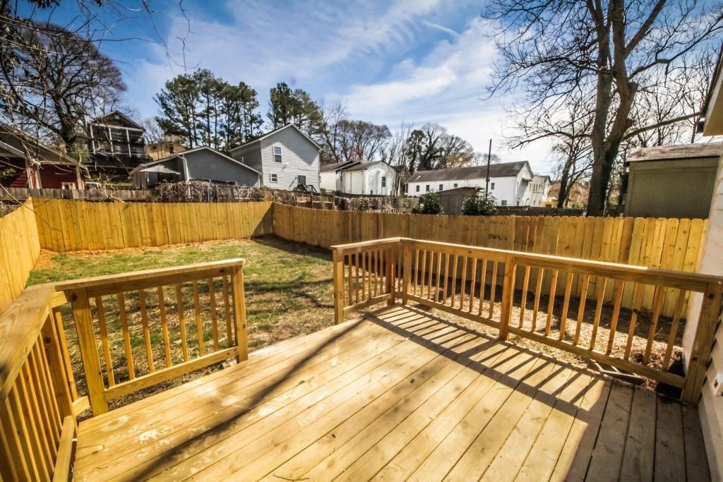 1110 McDaniel Street Southwest Atlanta, GA 30310 - Photo 5 of 15