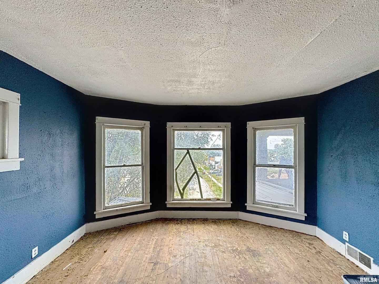 1214 2nd Avenue Silvis, IL 61282 - Photo 11 of 19