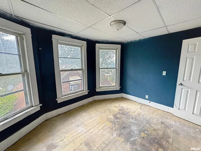 $155,000 | 1214 2nd Avenue, Silvis, IL 61282