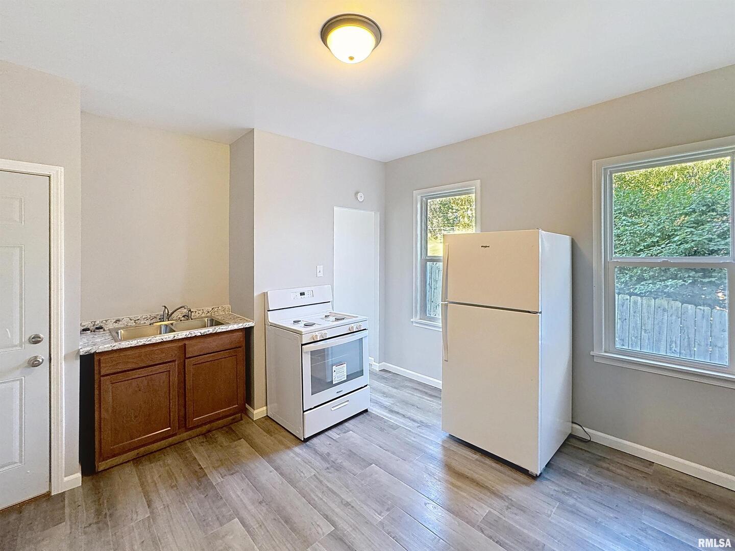 1214 2nd Avenue Silvis, IL 61282 - Photo 7 of 19