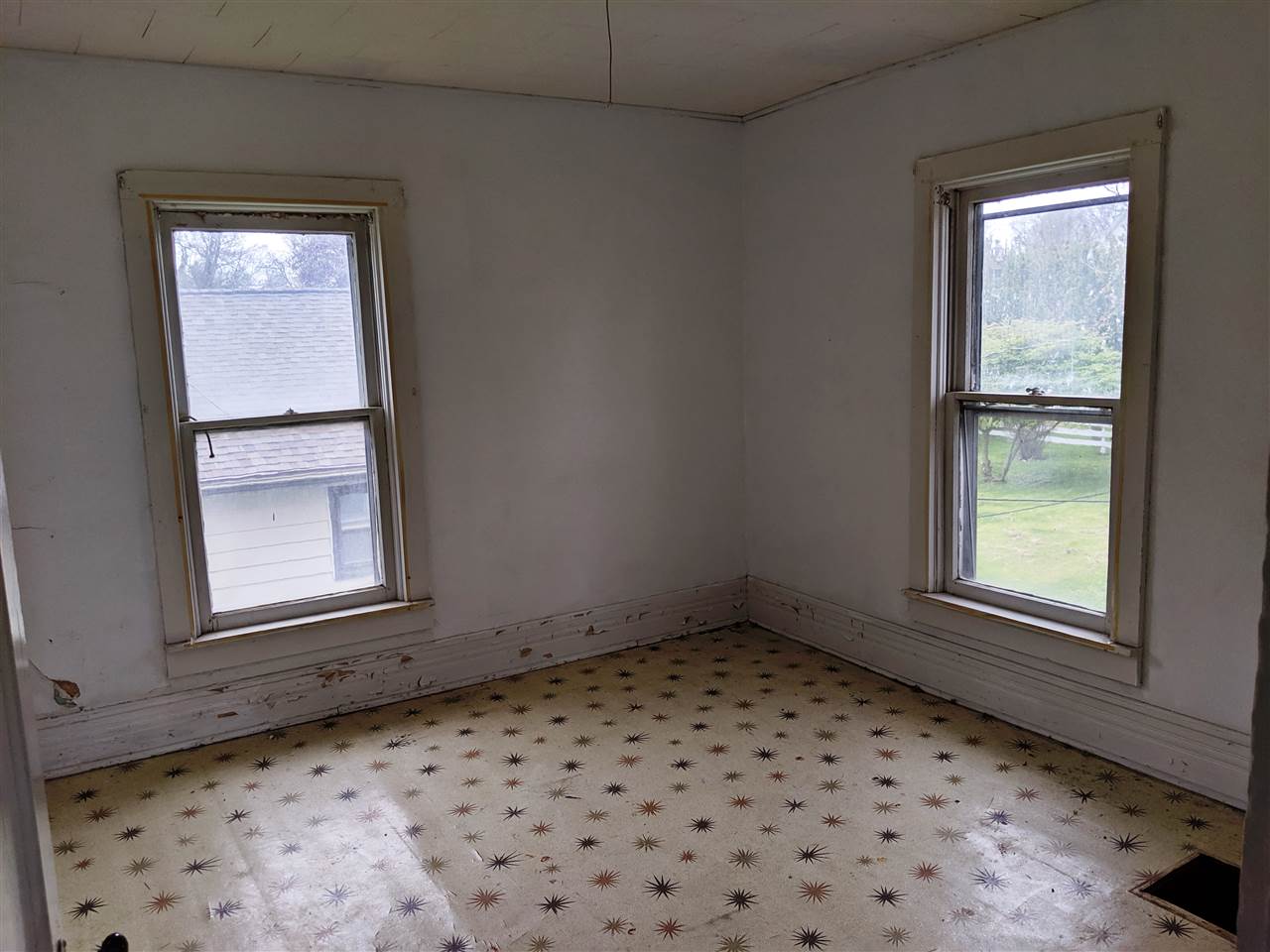 310 South Ridge Street Shannon, IL 61078 - Photo 11 of 15