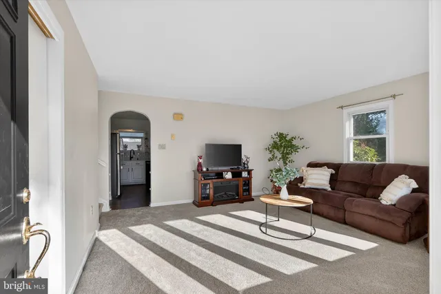 $425,000 | 27 Rosemont Avenue, Reading, PA 19607