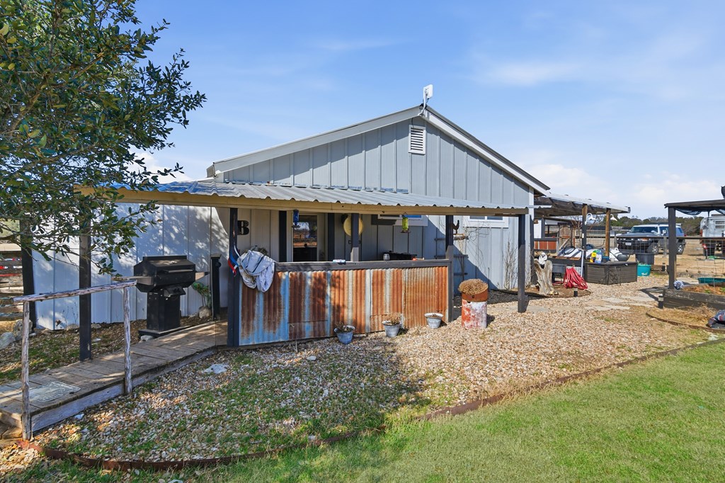 3764 Ranch Road 1623 Blanco, TX 78606 - Photo 3 of 71