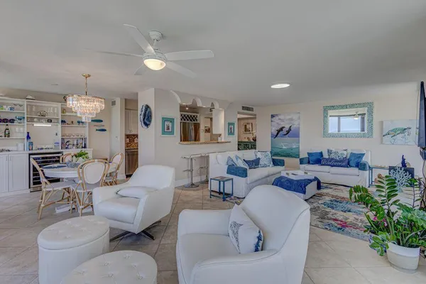 $895,000 | 5550 North Ocean Drive, Unit 3C, Singer Island, FL 33404