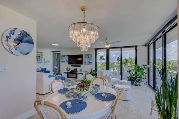 $895,000 | 5550 North Ocean Drive, Unit 3C, Singer Island, FL 33404