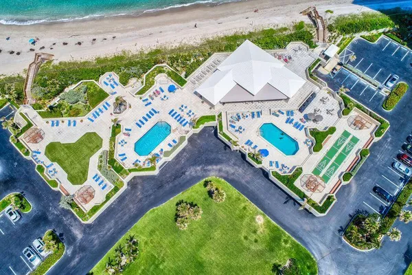$895,000 | 5550 North Ocean Drive, Unit 3C, Singer Island, FL 33404