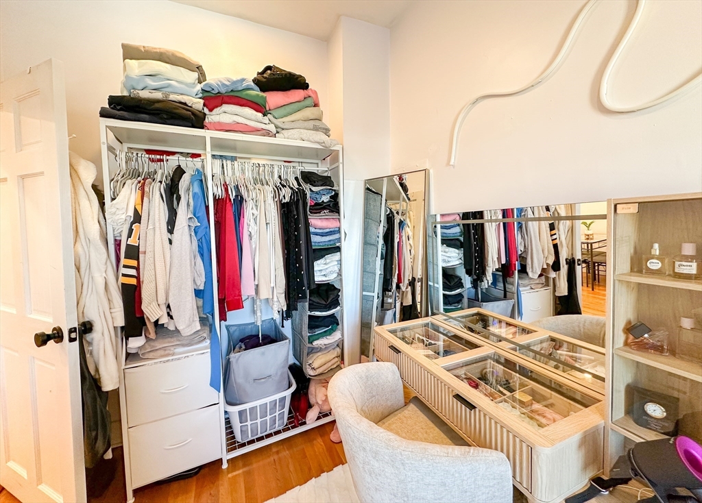 4 Viking Street, Unit 2 Boston, MA 02127 - Photo 7 of 10
