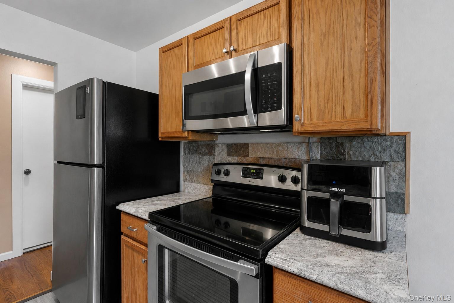 8 North James Street, Unit I Peekskill, NY 10566 - Photo 13 of 24