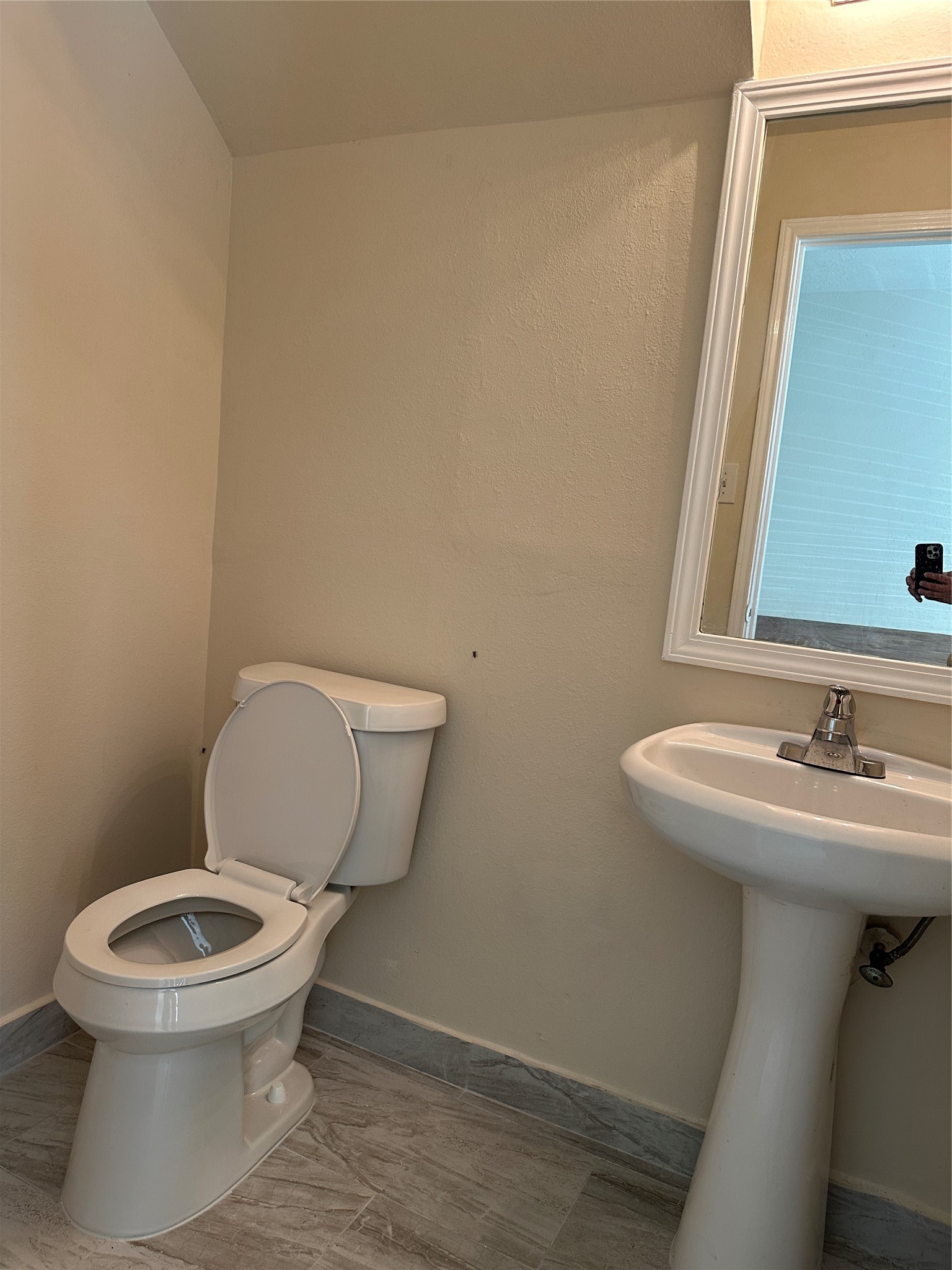 6942 Paris Street, Unit B Houston, TX 77021 - Photo 4 of 17