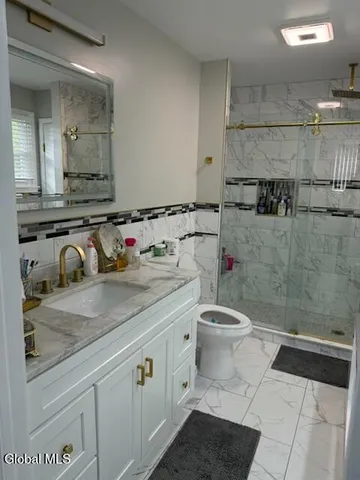 $570,000 | 798 Downing Street, Niskayuna, NY 12309