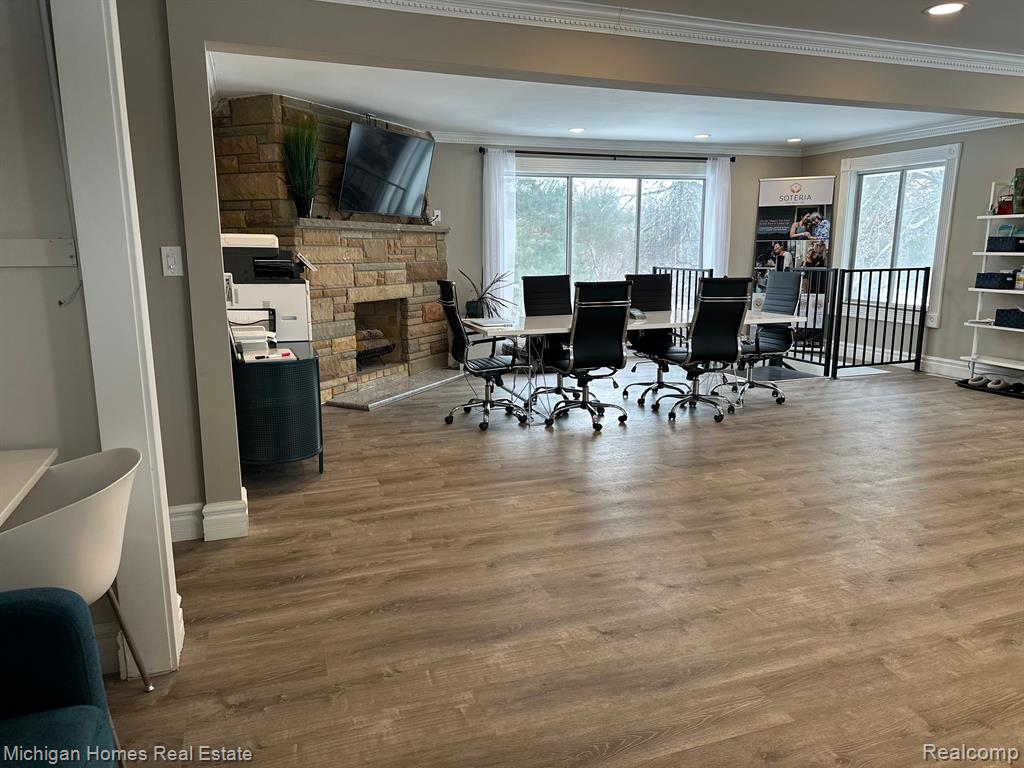 8089 North Holly Road Grand Blanc, MI 48439 - Photo 13 of 31