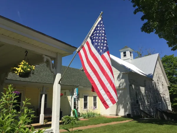 $1,100,000 | 79 High Street, Pittsfield, NH 03263