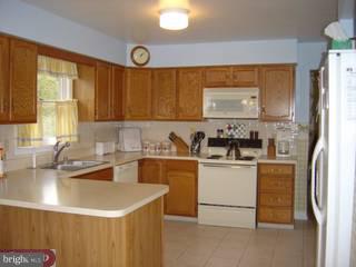 211 West Silver Fox Road Newark, DE 19702 - Photo 2 of 6 Gallery Image 2